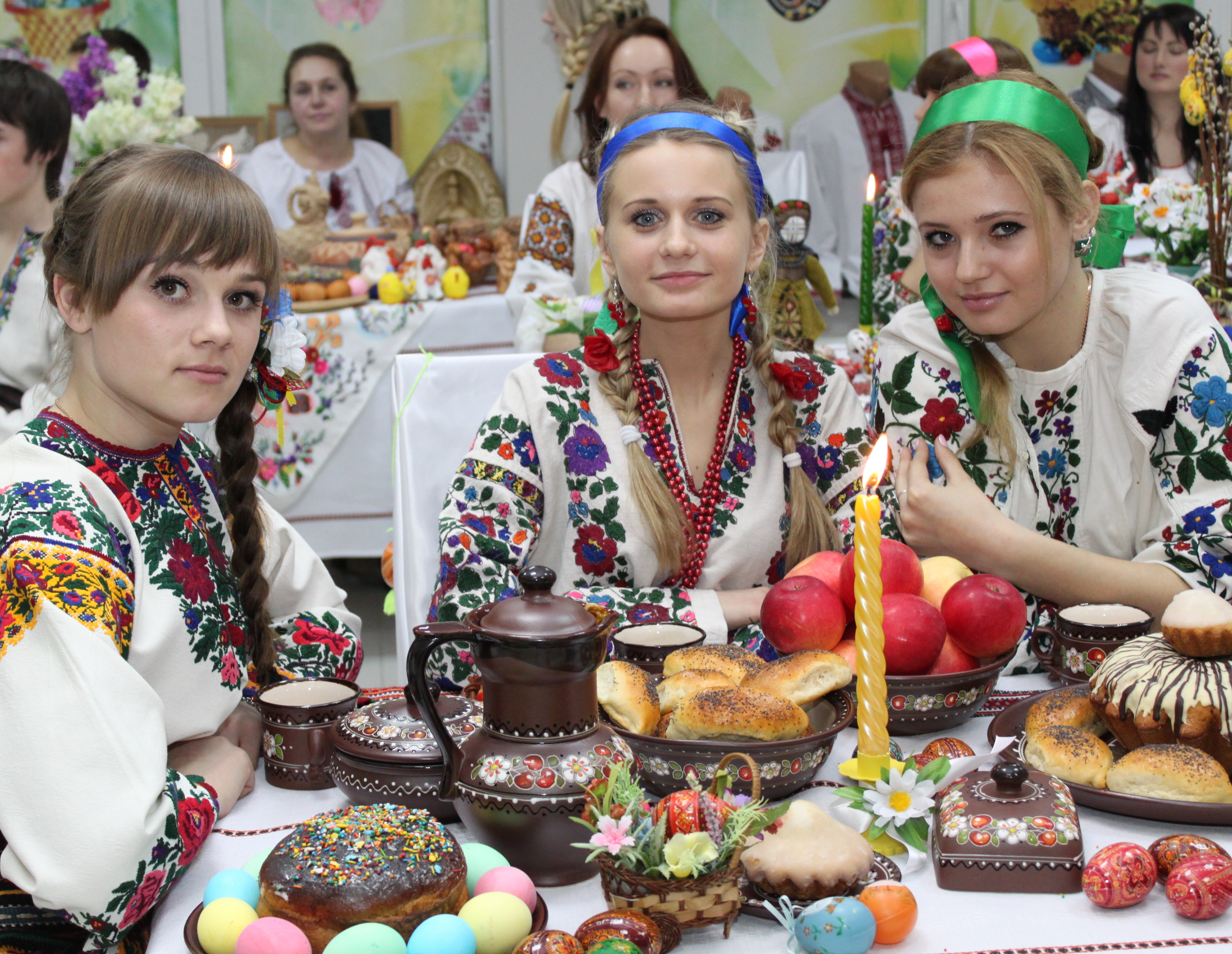 Відбулися зйомки «Великодніх зустрічей у ТНЕУ»