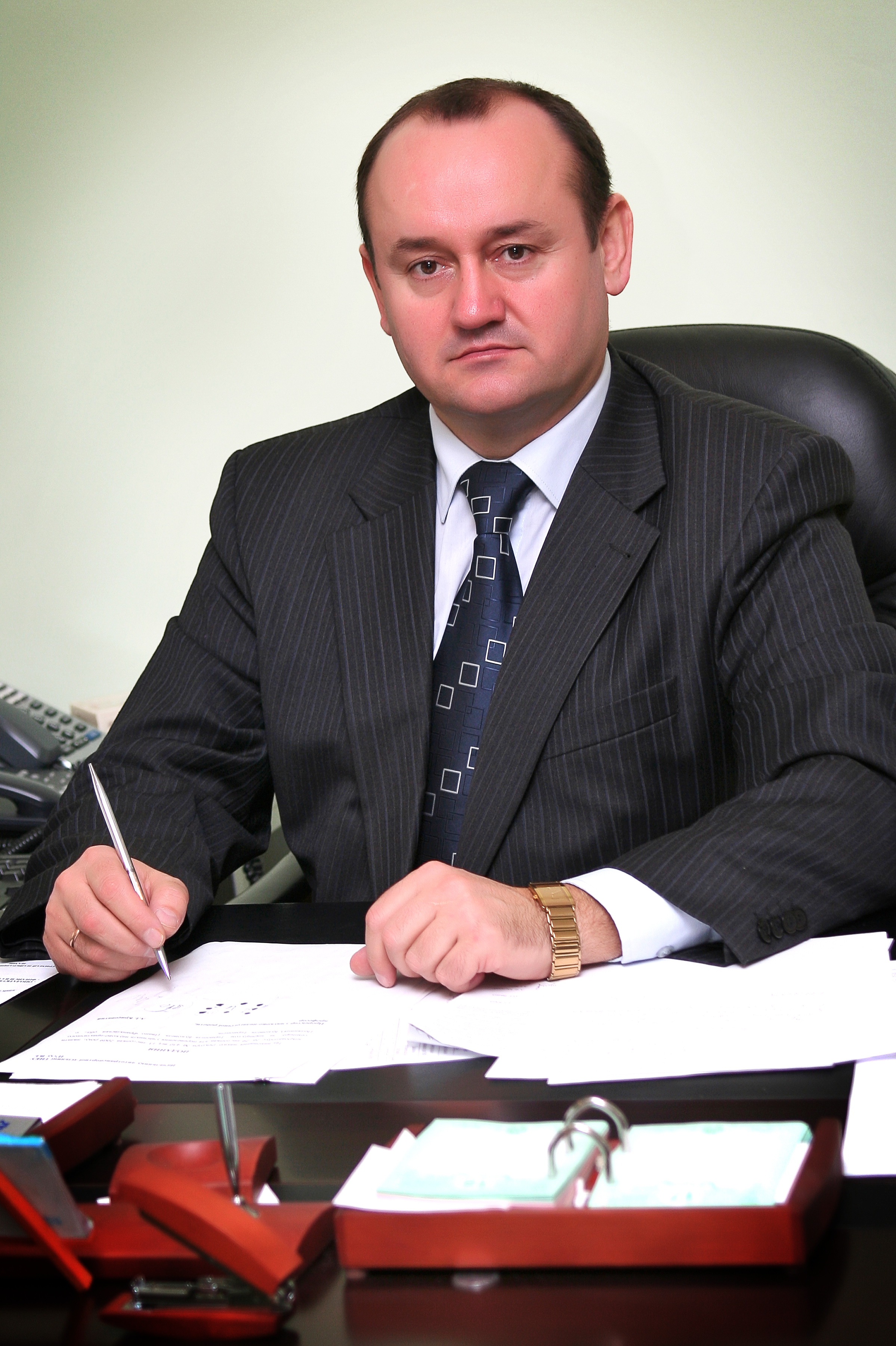 Міністерство освіти і науки України призначило ректора ТНЕУ!