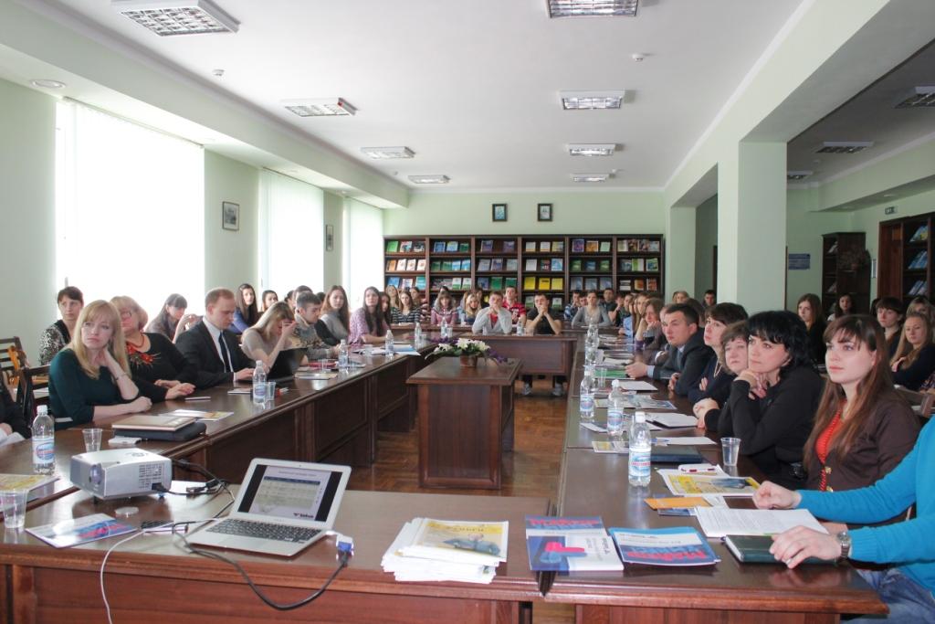Відбувся круглий стіл на тему: «Міжнародні фінансові ринки та перспективи розвитку фондового ринку України»