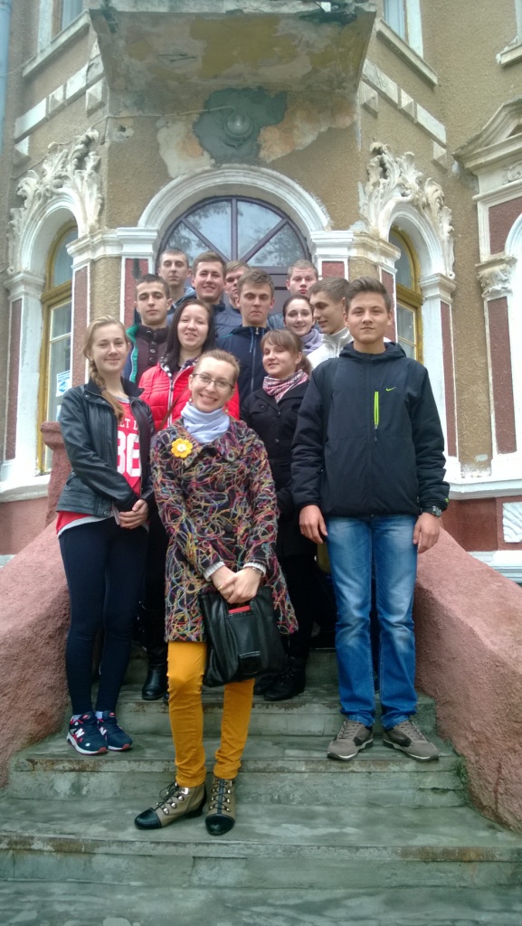 Першокурсники ознайомились із науковою бібліотекою