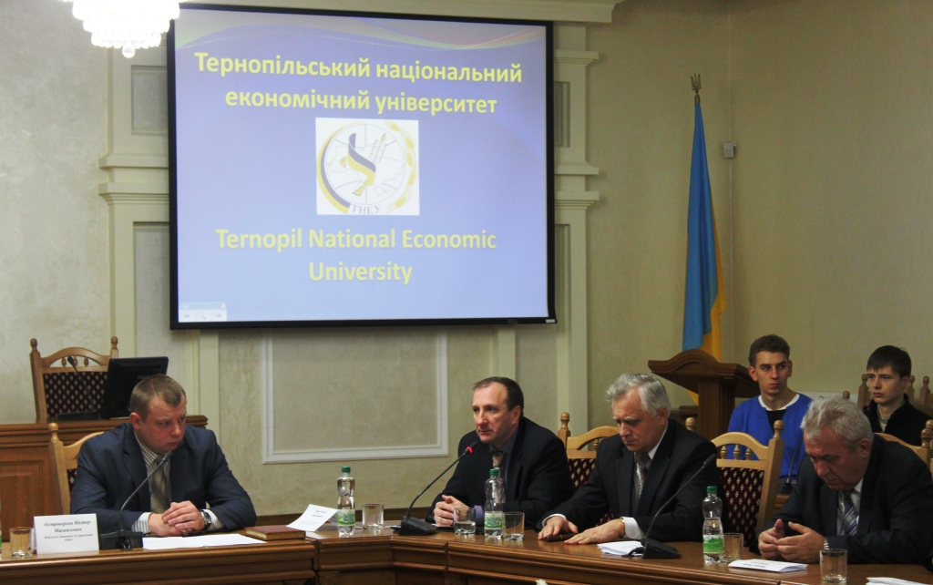 Круглий стіл «Проблеми працевлаштування випускників вищих навчальних закладів»