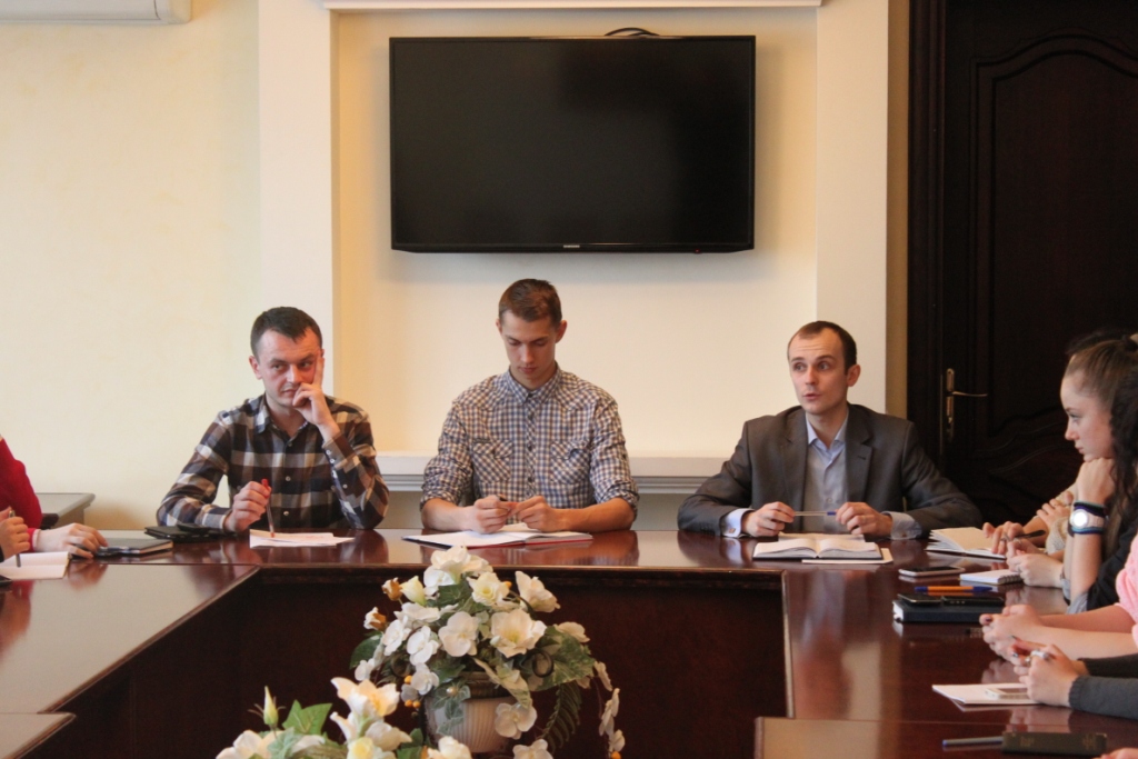 Перше засідання студентського Парламенту