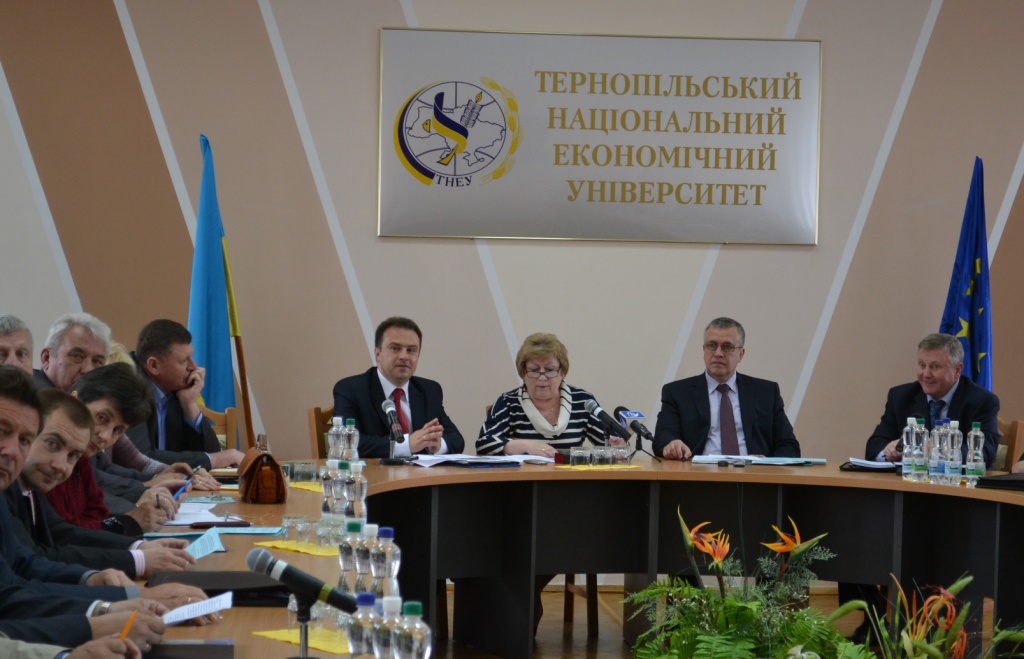 Круглий стіл «Модернізація управління розвитком територій в контексті концепції реформування місцевого самоврядування та територіальної організації влади в України»