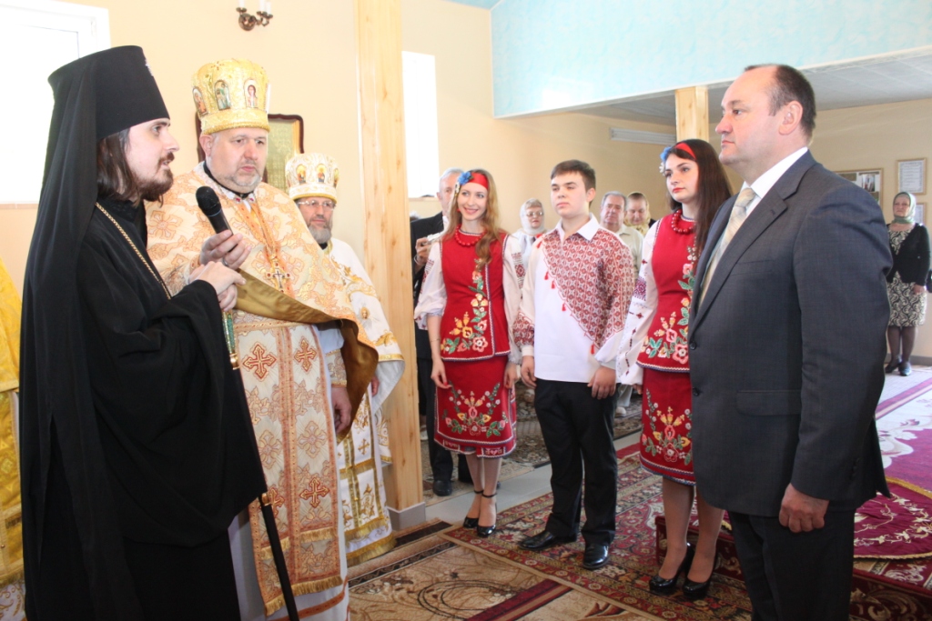 Ректор та студентство ТНЕУ привітали Архиєпископа Тернопільського, Кременецького та Бучацького Нестора з 35-літтям