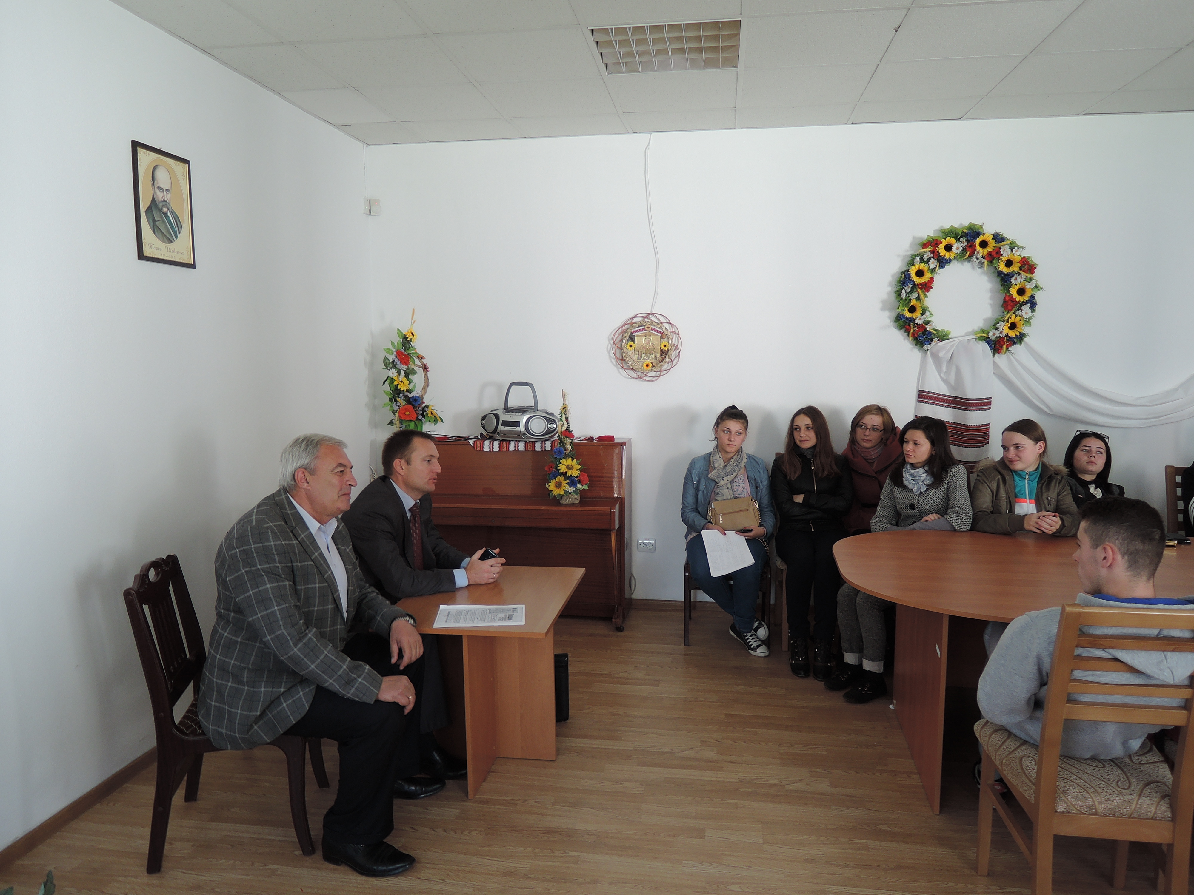 Відбулася лекція на тему «Актуальні проблеми державотворення в Україні» для студентів ФББ й ФОА