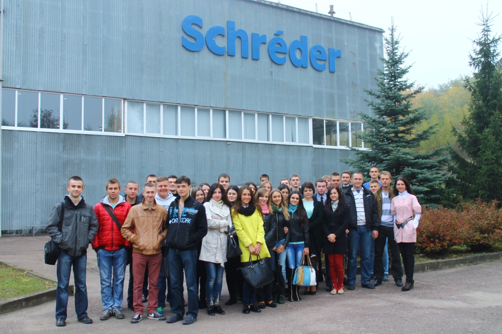 Студенти факультету фінансів відвідали ТОВ «Schreder»