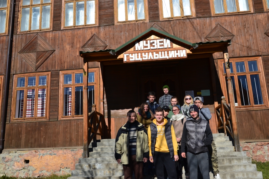 І знову поспішаємо в Карпати…