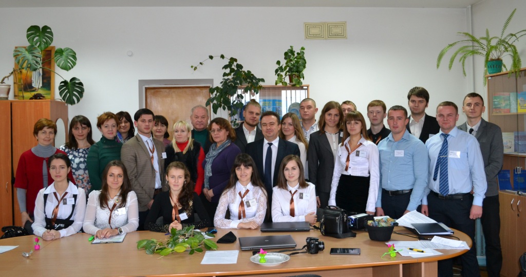Майбутні менеджери з адміністративної діяльності презентували результати тренінгу зі спеціальності