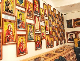 «Ікона в українській родині»