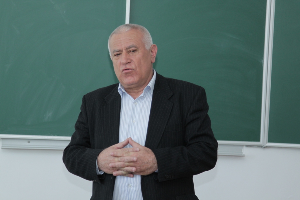 «Найлегший, найшвидший та найдешевший шлях до успіху – навчання»