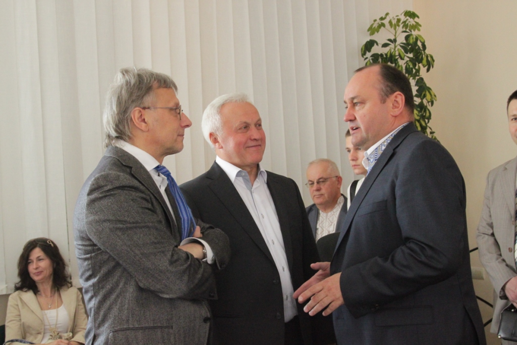До ТНЕУ з робочим візитом завітав голова правління Райффайзен Банку Аваль Лавренчук Володимир Миколайович
