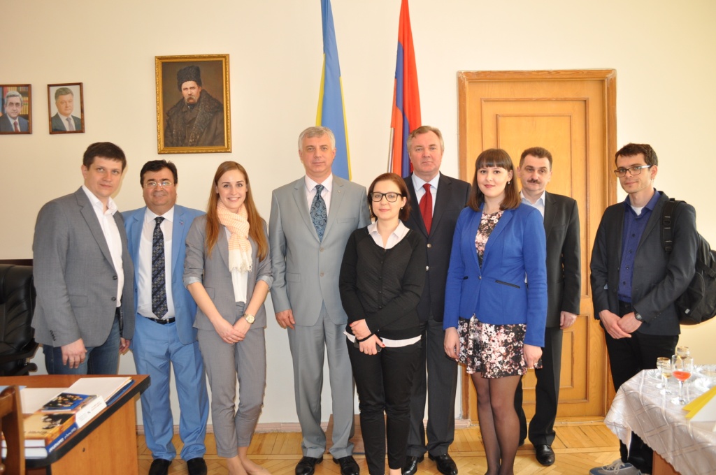 У Єреванському навчально-науковому інституті ТНЕУ побував Міністр освіти і науки України Сергій Квіт