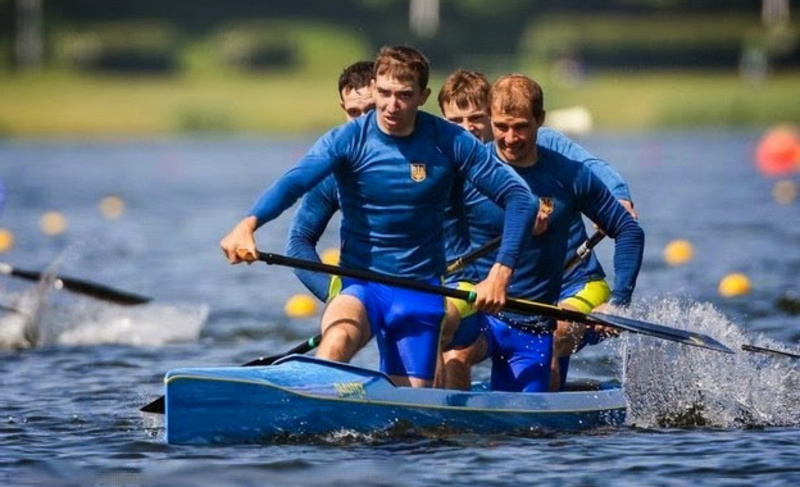 Ельнур Ахадов – чемпіон світу з веслування на каное!