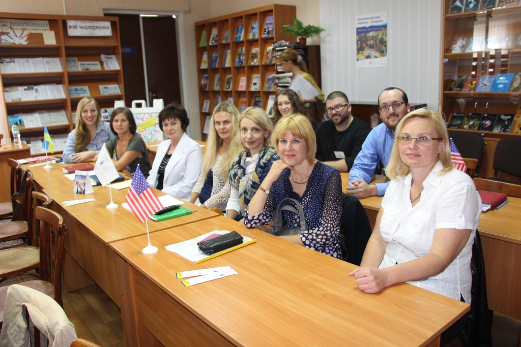 Викладачі кафедри іноземних мов та професійної комунікації обговорили сучасні методи викладання іноземних мов