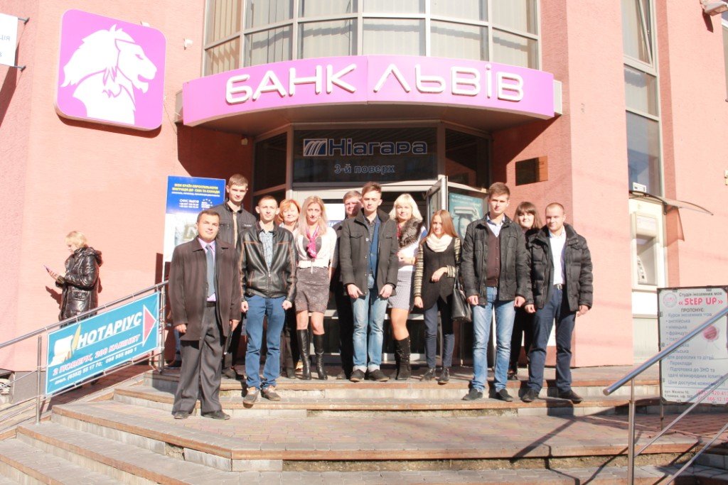 «Банківські менеджери» ознайомилися з роботою ПАТ «Банк Львів»