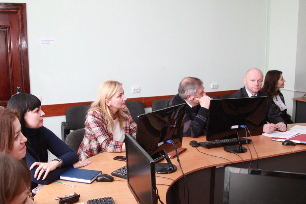 Круглий стіл «Особливості адаптації студентів-першокурсників у коледжах ТНЕУ»
