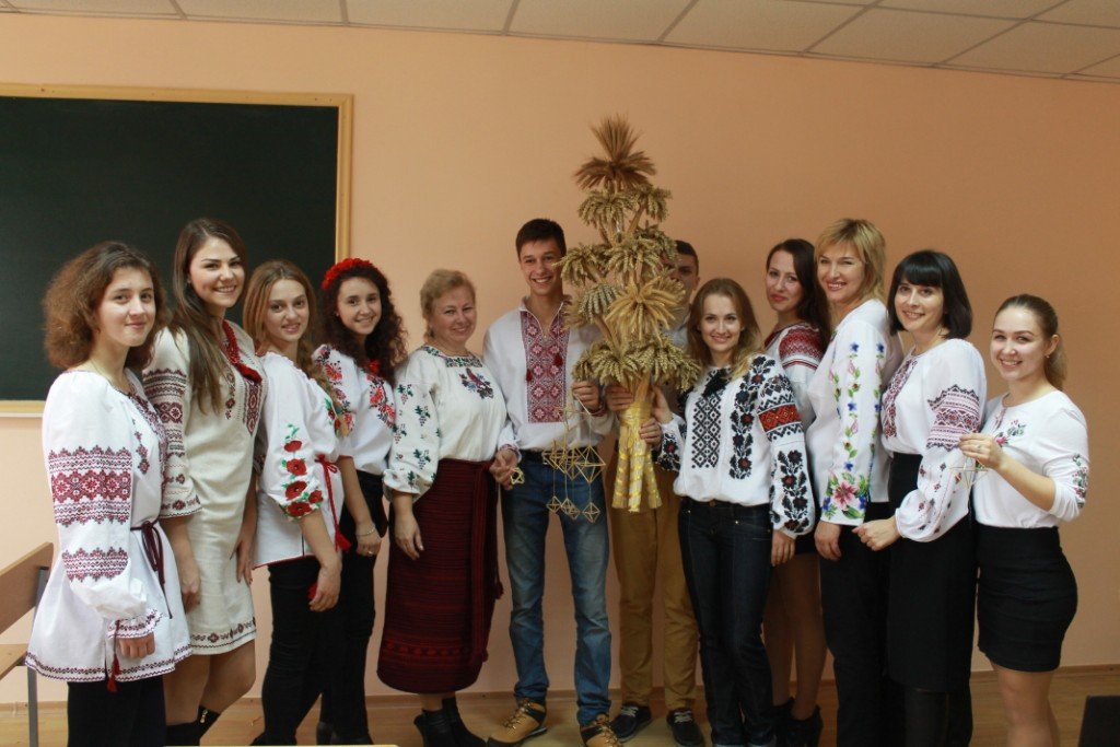 Замінимо ялинку дідухом