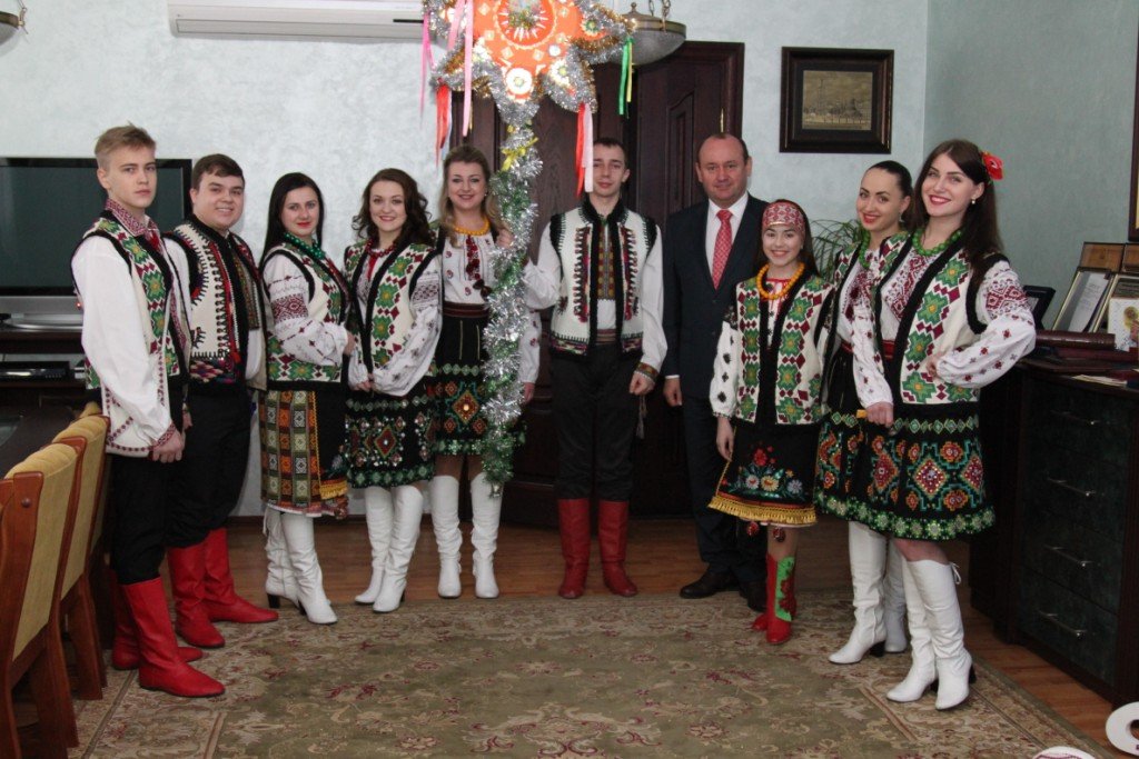 Вітання від молоді ТНЕУ!