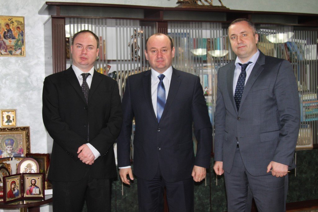 Підписано Угоду про співпрацю між ТНЕУ та Kostiv & Associates