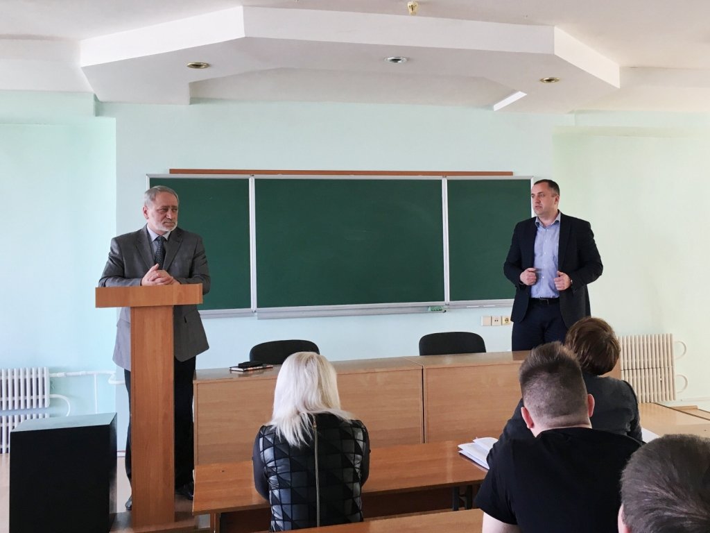 Зустріч студентів 4-го курсу юридичного факультету ТНЕУ із судмедекспертом