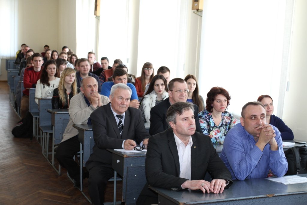 «Діяльність агрохолдингів: очікування та реальність на українському ринку»