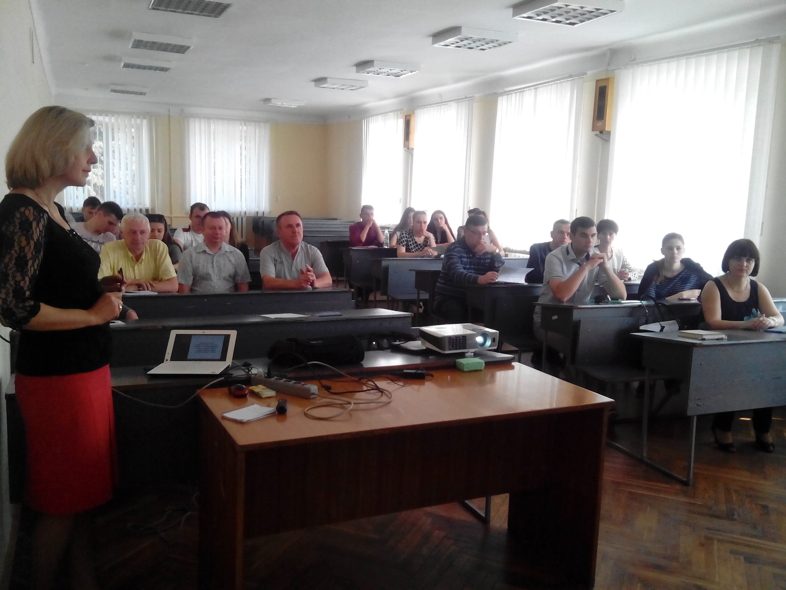 Науковці факультету обліку і аудиту обговорювали проблеми розвитку аудиту в Україні