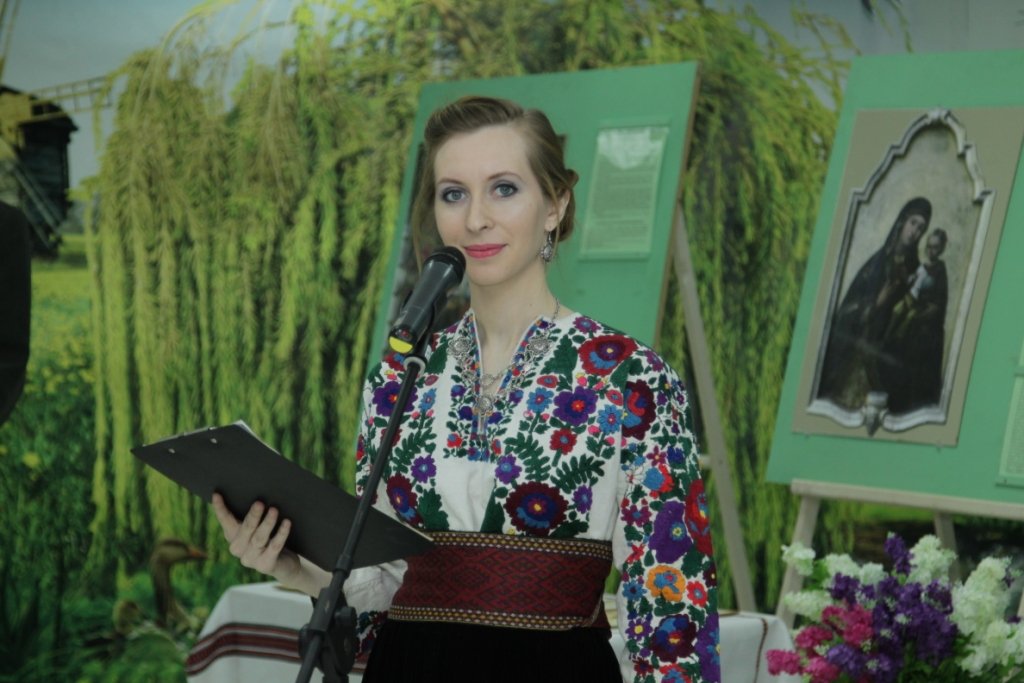 Виставка ікон «Духовність, відображена у мистецтві»