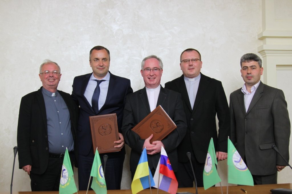 Відбулося підписання договору між ТНЕУ та Пряшівським університетом (Словацька Республіка)