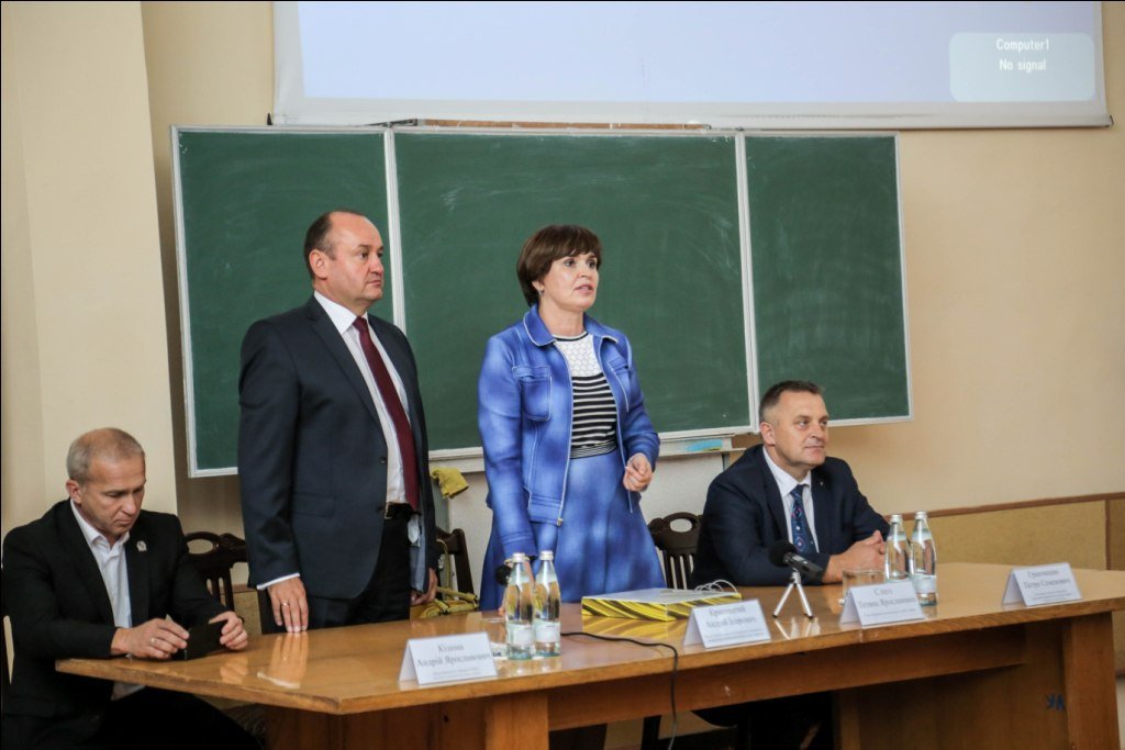Знана випускниця ТНЕУ Т.Я. Слюз відвідала альма-матер