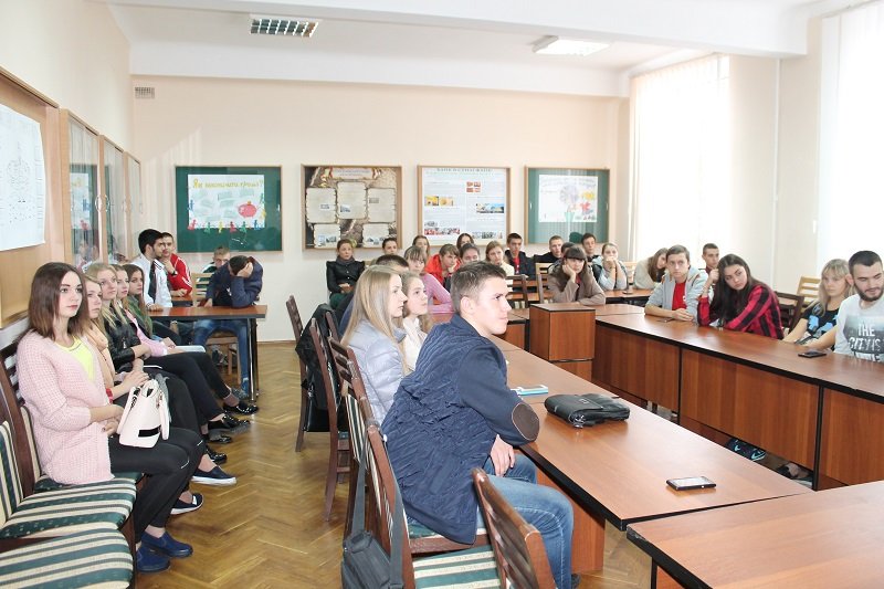 Не навчанням єдиним…