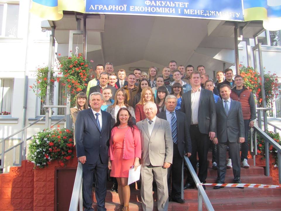 Лабіринтами аграрної науки