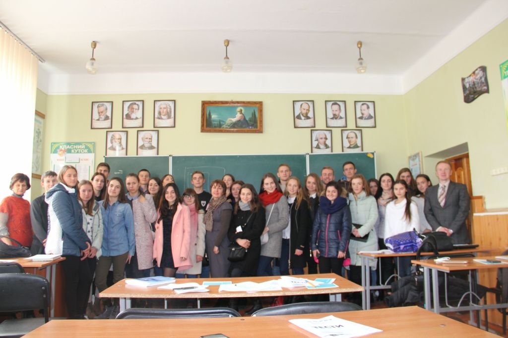 Продовження реалізації проекту «Фінансову освіту в кожну школу!»