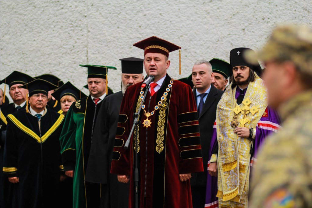 Урочистості з нагоди 50-річного ювілею ТНЕУ продовжуються!
