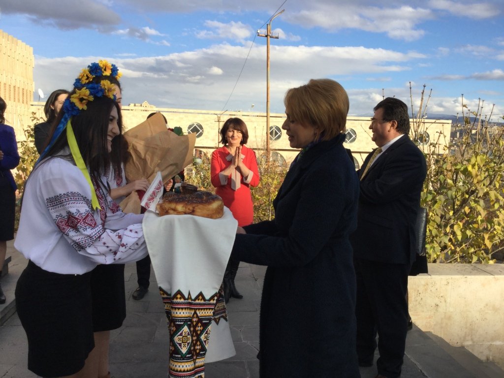 Міністр освіти і науки України завітала до Єреванського навчально-наукового інституту ТНЕУ