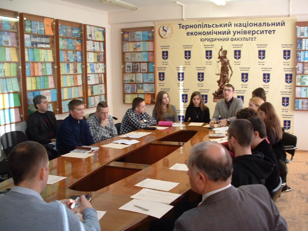 Круглий стіл «Проблеми захисту прав та свобод людини в Україні»