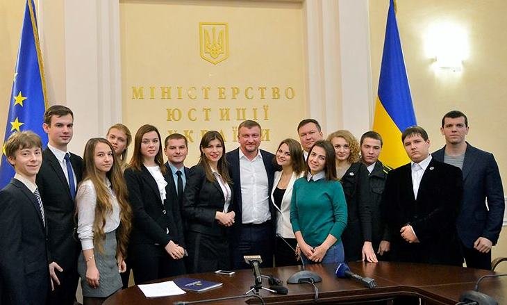 Про нас пишуть