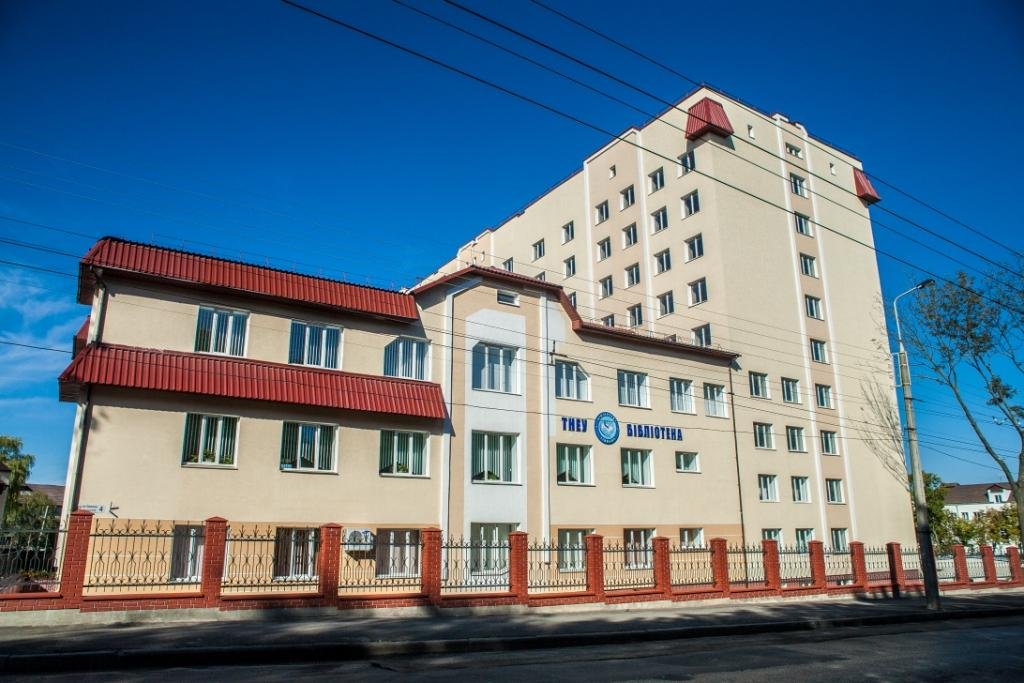 Запрошуємо до комплектування бібліотечних фондів