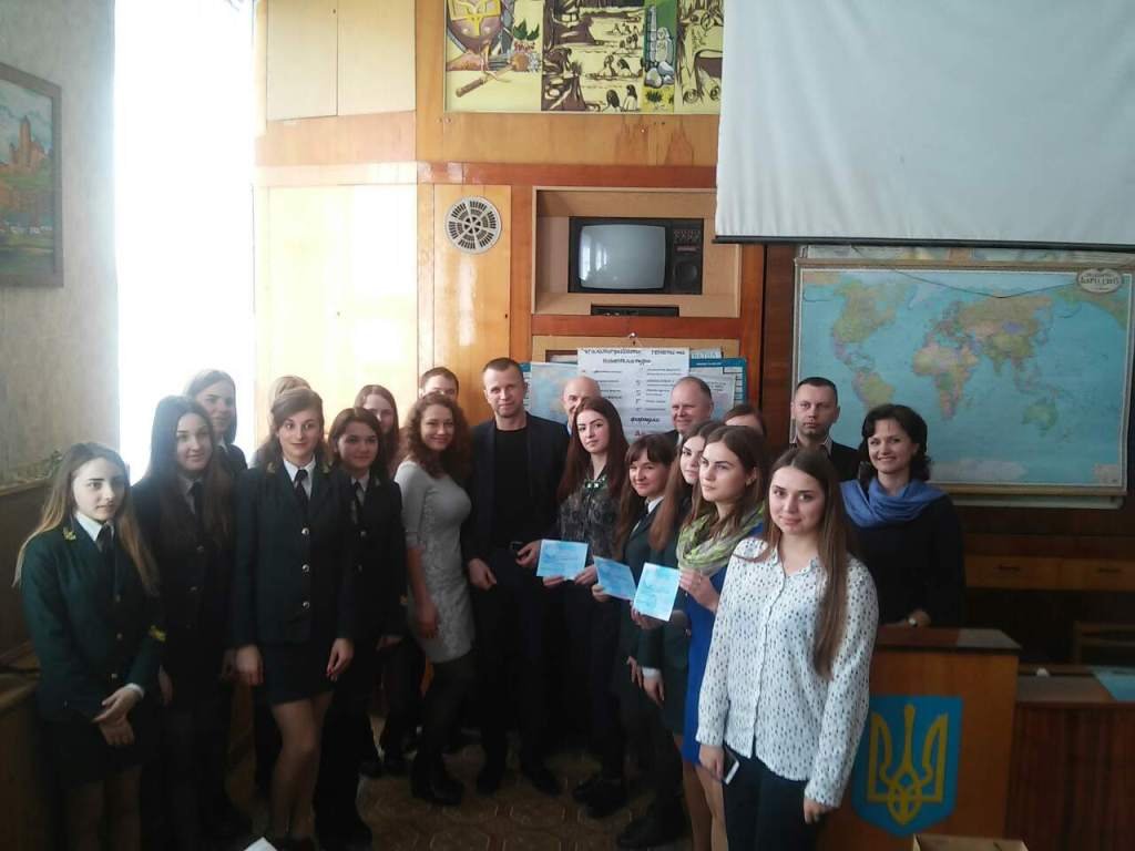Відбувся круглий стіл «Митна політика та соціально-економічний розвиток України»