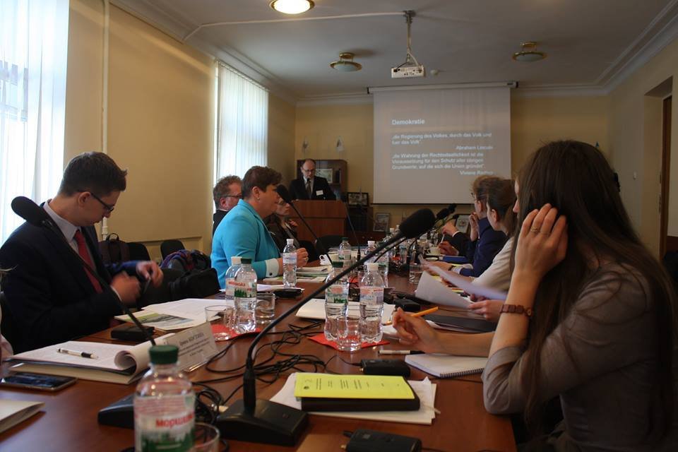 «Елементи прямої демократії у сучасній правовій державі»