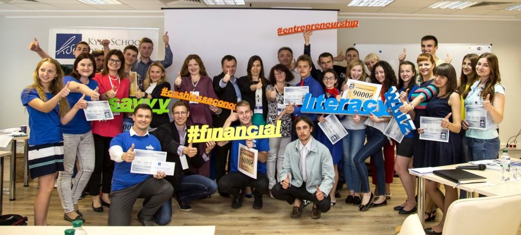 Студенти факультету фінансів поділилися своїм баченням фінансової грамотності