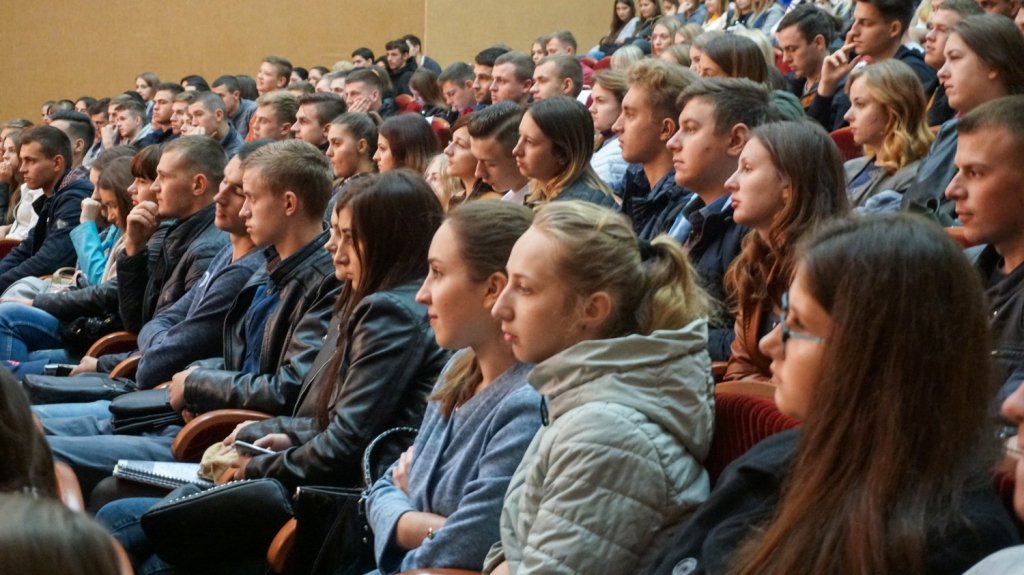 Ректор ТНЕУ поспілкувався зі студентами
