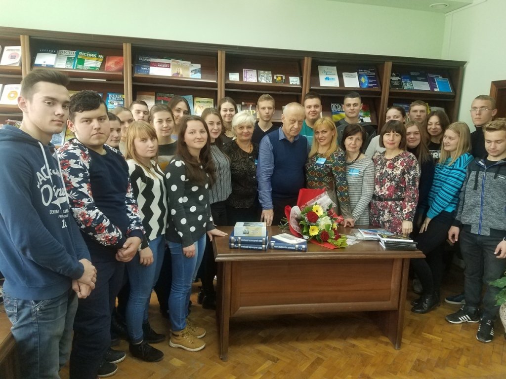 Зустріч першокурсників ФОА з Богданом Мельничуком