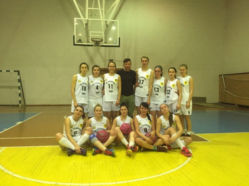 Чергова перемога спортсменок ТНЕУ