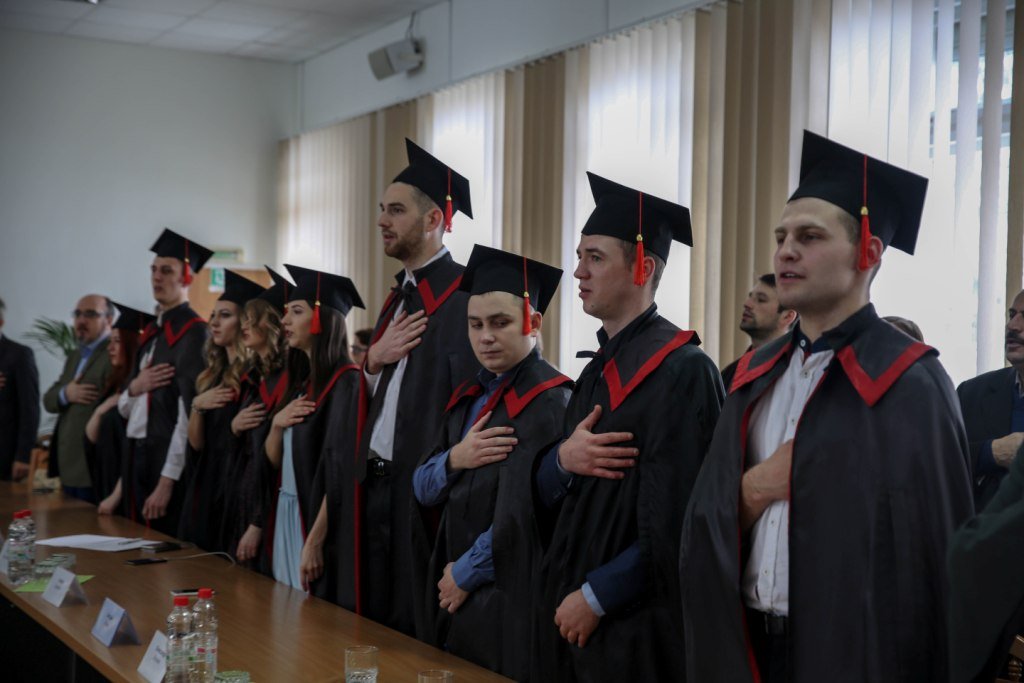 Вітаємо магістрів Тернопільської бізнес-школи із завершенням навчання!