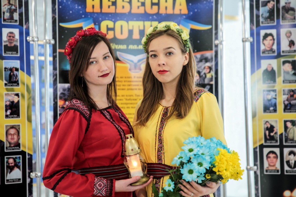 У ТНЕУ вшанували пам'ять про Героїв Небесної Сотні