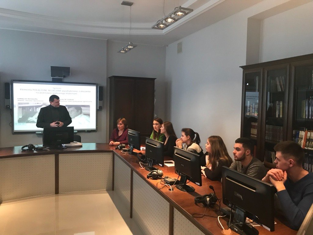 Професори Вроцлавського економічного університету прочитали лекції на факультеті економіки та управління