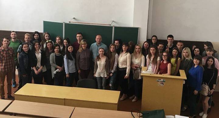 У рамках проекту «Візит професора / практика» на ЮФ відбулася інтерактивна відкрита лекція керівника регіонального прес-офісу ПриватБанку Жильцова Олександра Анатолійовича