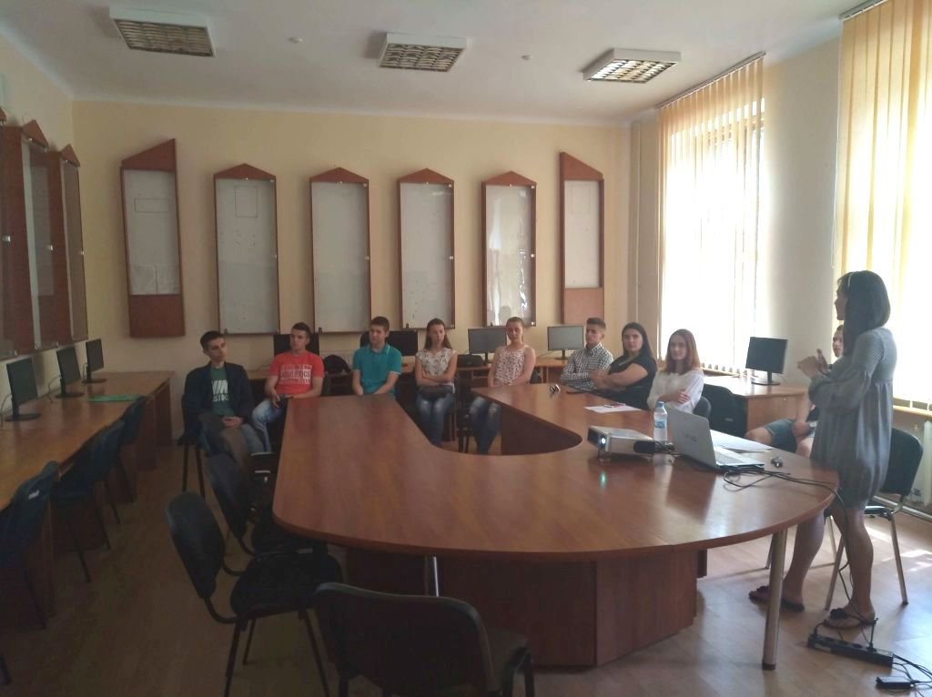 Зустріч студентів-маркетологів з керівником відділу продаж ІТ-компанії «MagneticOne»