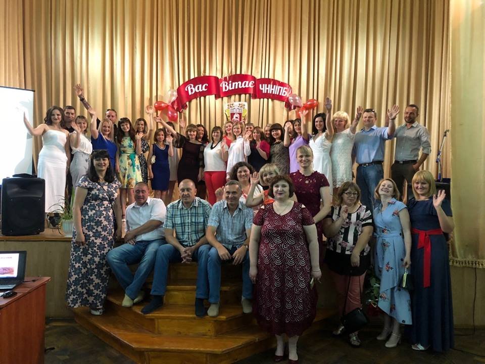 Чортківський навчально-науковий інститут підприємництва і бізнесу ТНЕУ вітав своїх випускників