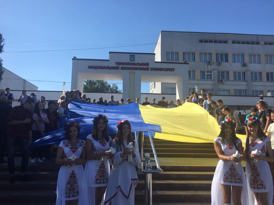 Молодь Калуського коледжу завітала до ТНЕУ